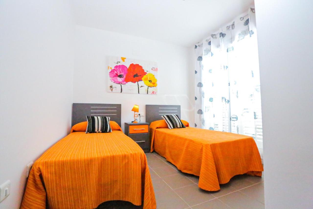 Las Palmeras 1 - Only Families Cambrils Luaran gambar