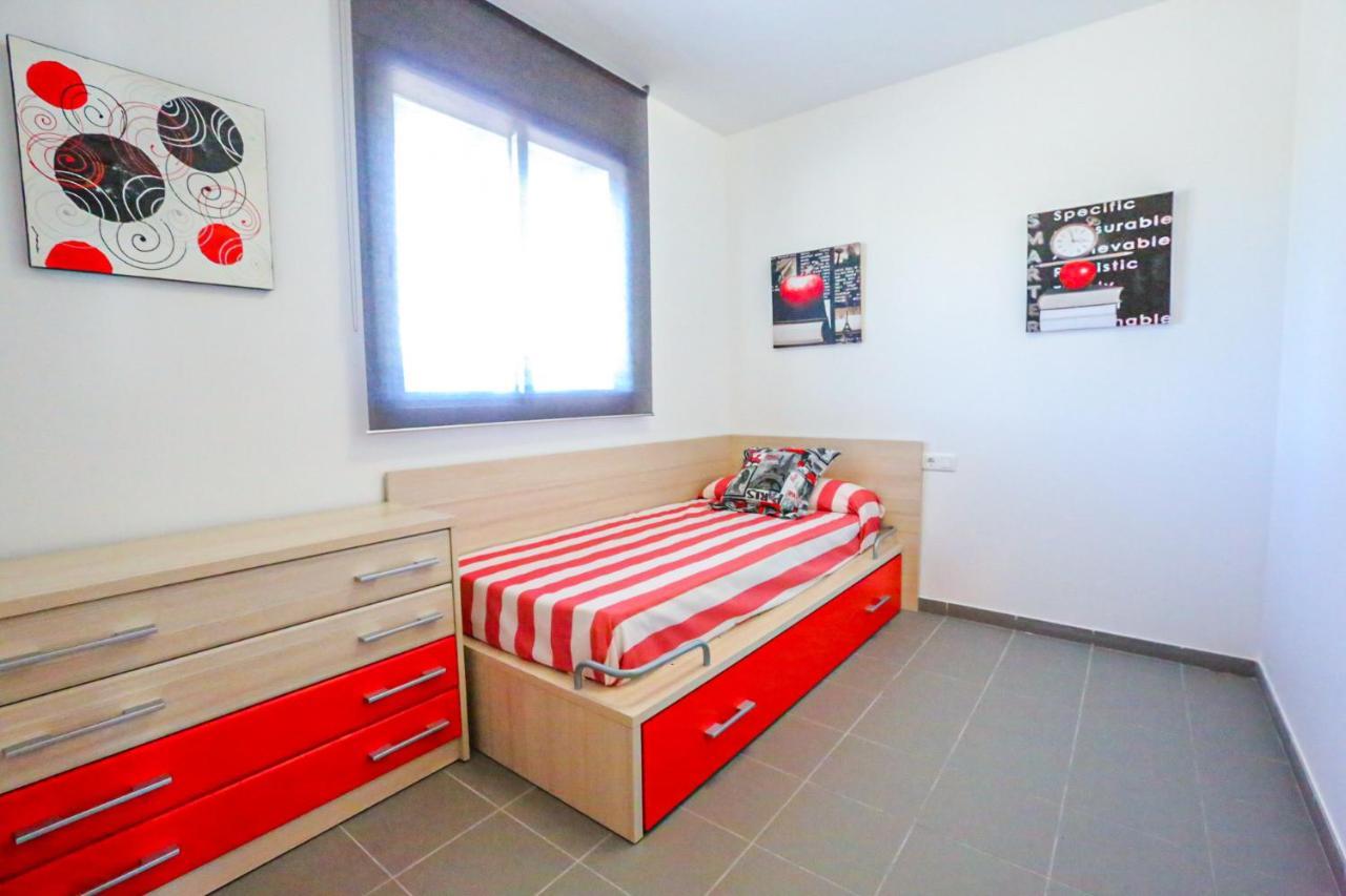 Las Palmeras 1 - Only Families Cambrils Luaran gambar